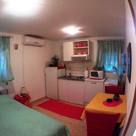 Апартаменты Mini Studio Сплит Экстерьер фото